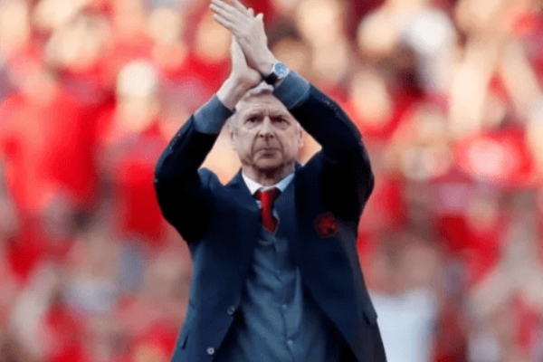 溫格去哪里執(zhí)教了？